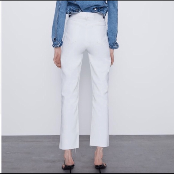 ZARA High Rise Straight Crop Jeans - Picture 3 of 12